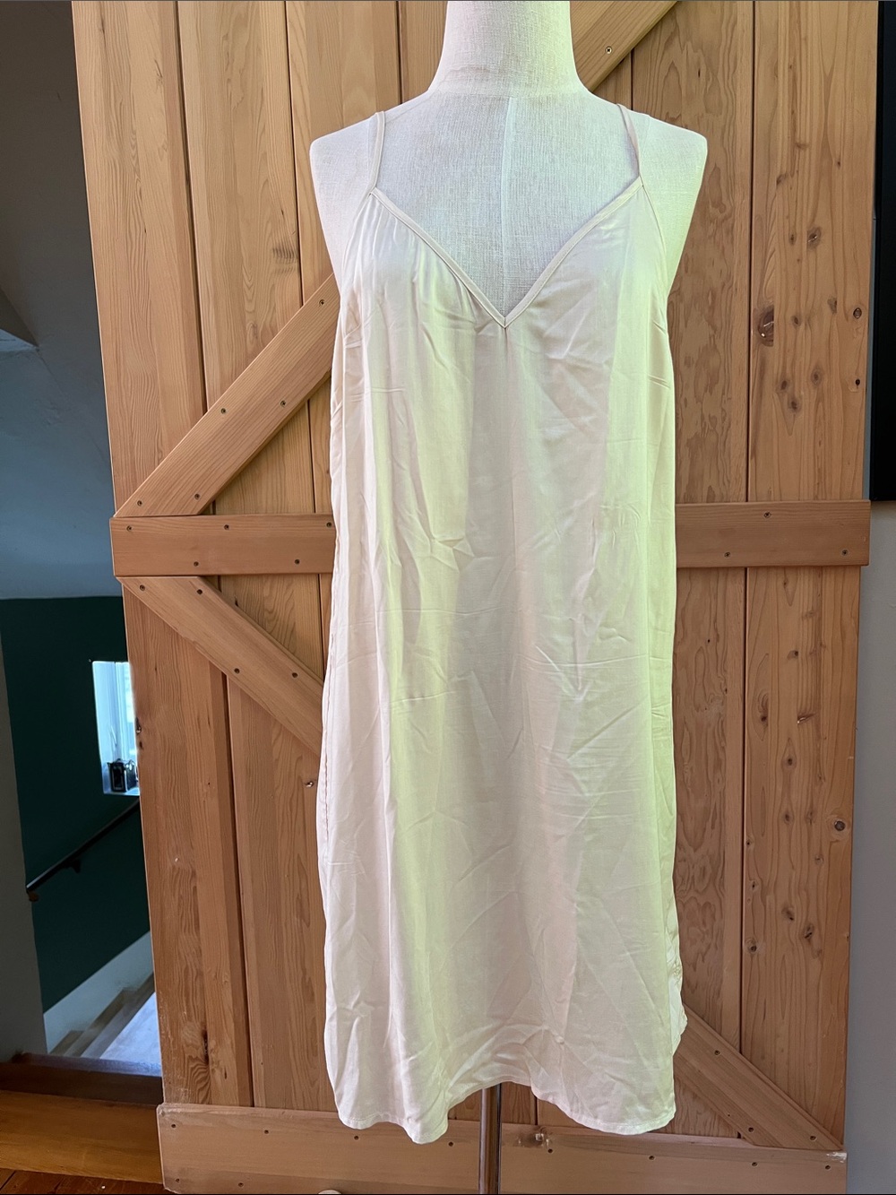 NWOT Velvet brand slip/dress liner size Small
